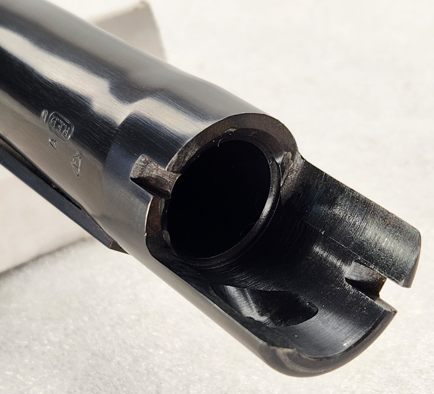 Remington 870 28" Barrel 12 Ga Vent Rib Fixed Mod Choke 2 3/4 WU *NICE*