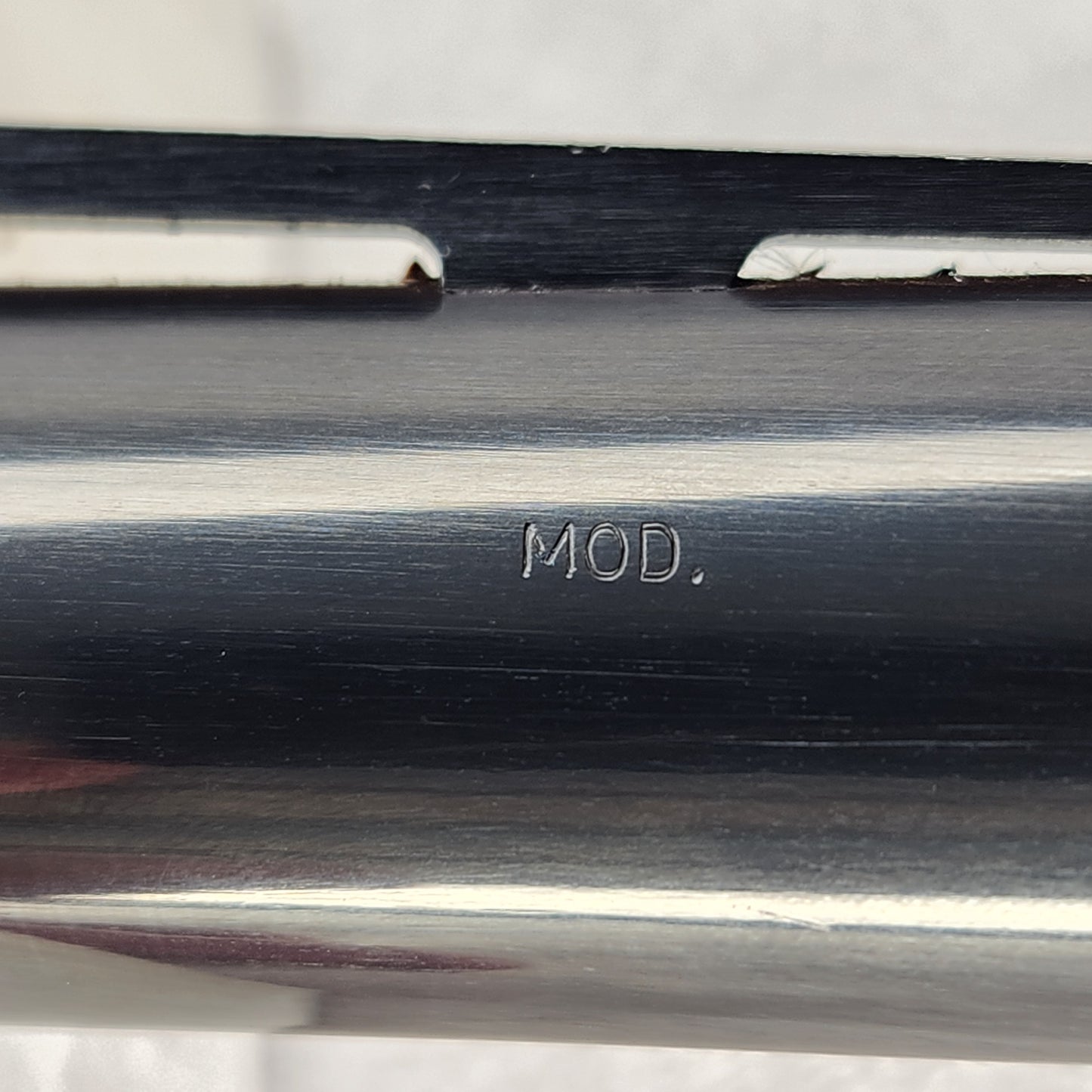 Remington 870 28" Barrel 12 Ga Vent Rib Fixed Mod Choke 2 3/4 WU *NICE*