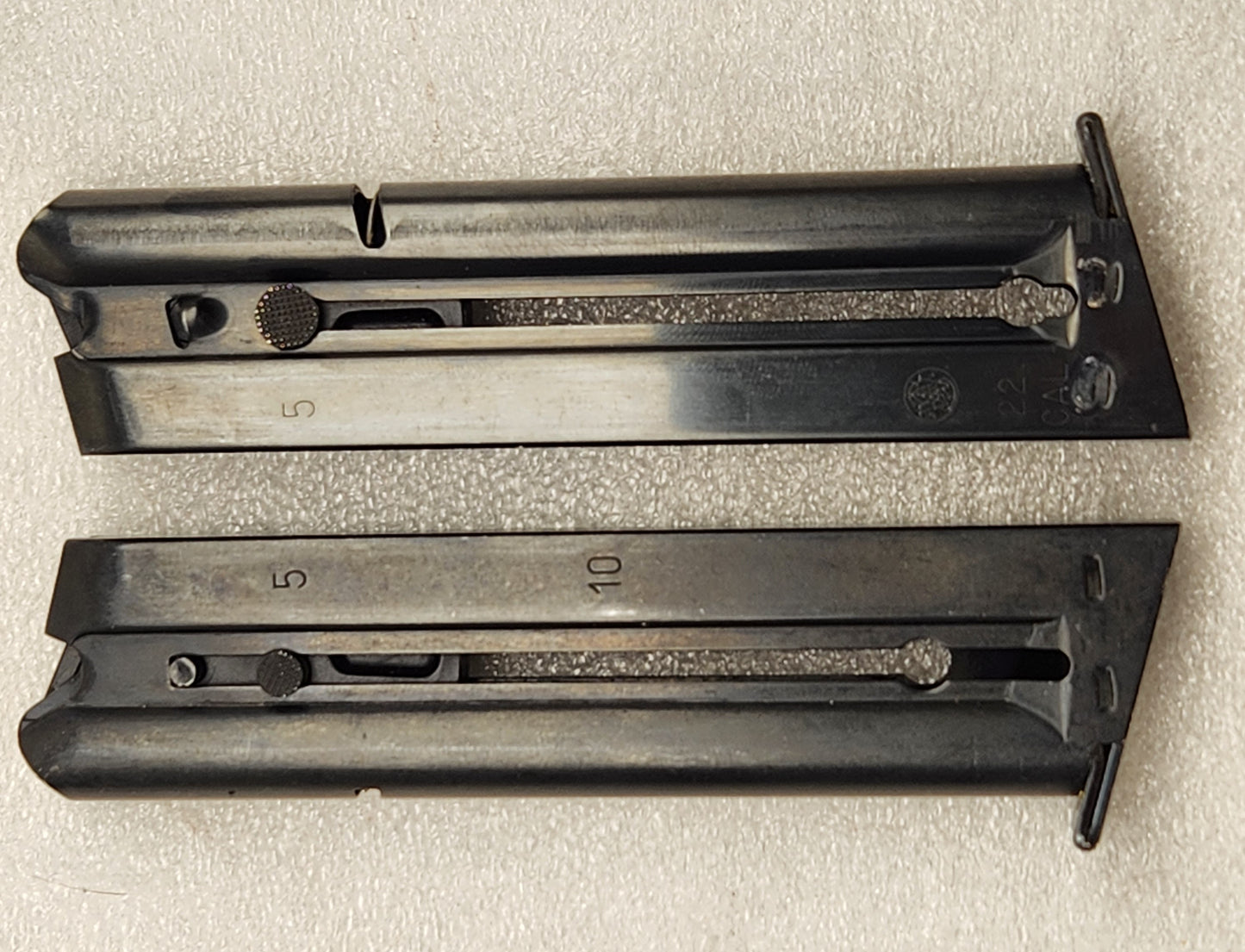 Smith & Wesson Magazine Model 41 22 LR 10 Rd * MINT *Factory OEM 422 622 2206