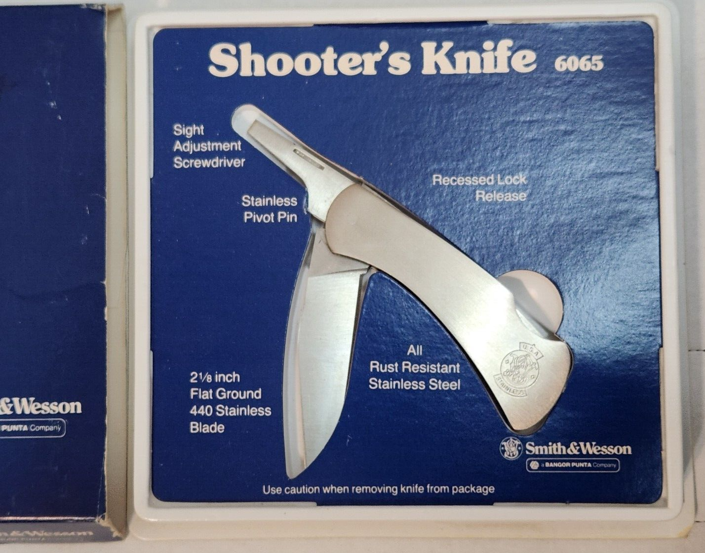 Smith & Wesson Shooters Knife 6065 Open Box Never Used Stainless NIP Vintage